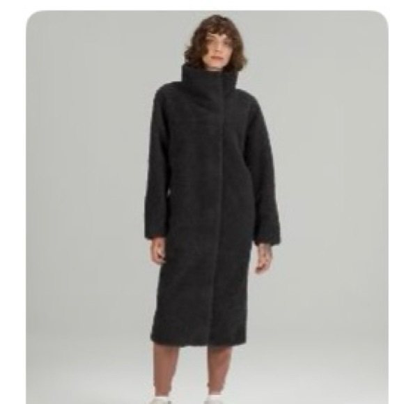 LULU Lemon Lab Sherpa Coat. - Picture 3 of 7